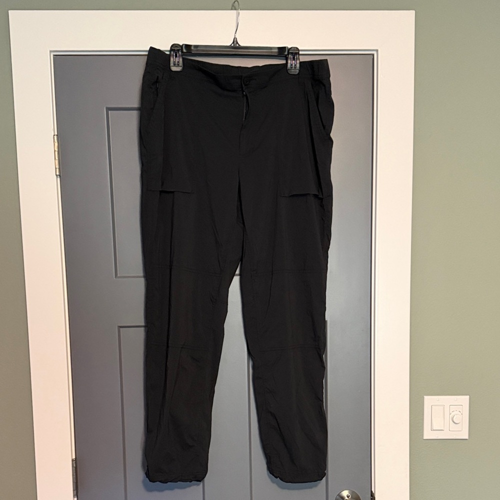 REI Women's Black Pants